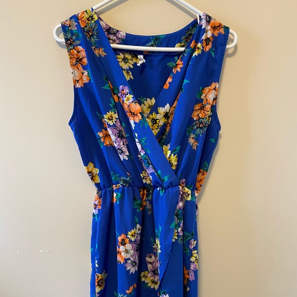 Peppermint Dresses & Skirts - Floral Summer Dress